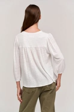 Velvet By Graham & Spencer Womens GINA V-NECK TEE 11 Velvet By Graham & Spencer Womens GINA V-NECK TEE