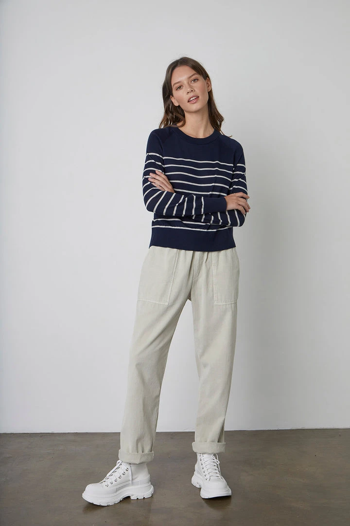 Velvet By Graham & Spencer Womens ALICIA CREW NECK SWEATER 2 Velvet By Graham & Spencer Womens ALICIA CREW NECK SWEATER