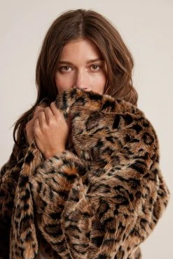 Velvet By Graham & Spencer Womens ANNE LUX FAUX FUR JACKET 13 Velvet By Graham & Spencer Womens ANNE LUX FAUX FUR JACKET