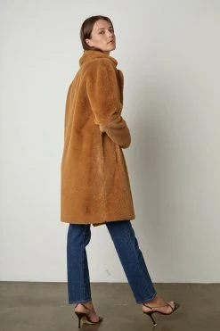 Velvet By Graham & Spencer Womens EVALYN LUX FAUX FUR COAT 12 Velvet By Graham & Spencer Womens EVALYN LUX FAUX FUR COAT