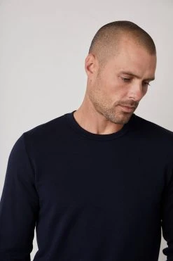 Velvet By Graham & Spencer Mens SOREN LUXE FLEECE PULLOVER 17 Velvet By Graham & Spencer Mens SOREN LUXE FLEECE PULLOVER