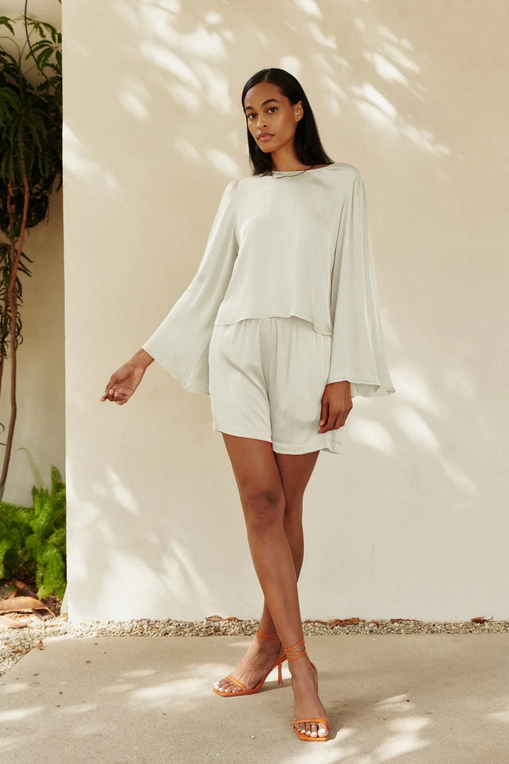 Velvet By Graham & Spencer Womens MAE BELL SLEEVE BLOUSE 12 Velvet By Graham & Spencer Womens MAE BELL SLEEVE BLOUSE