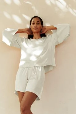 Velvet By Graham & Spencer Womens MAE BELL SLEEVE BLOUSE 24 Velvet By Graham & Spencer Womens MAE BELL SLEEVE BLOUSE