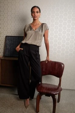 Velvet By Graham & Spencer Womens LEONA WIDE LEG PONTI PANT