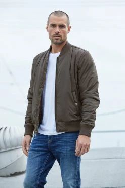 Velvet By Graham & Spencer Mens DOUGAL BOMBER JACKET