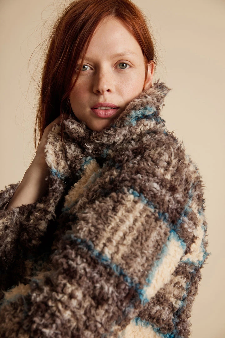 Velvet By Graham & Spencer Womens ERICA PLAID FAUX SHERPA JACKET 2 Velvet By Graham & Spencer Womens ERICA PLAID FAUX SHERPA JACKET