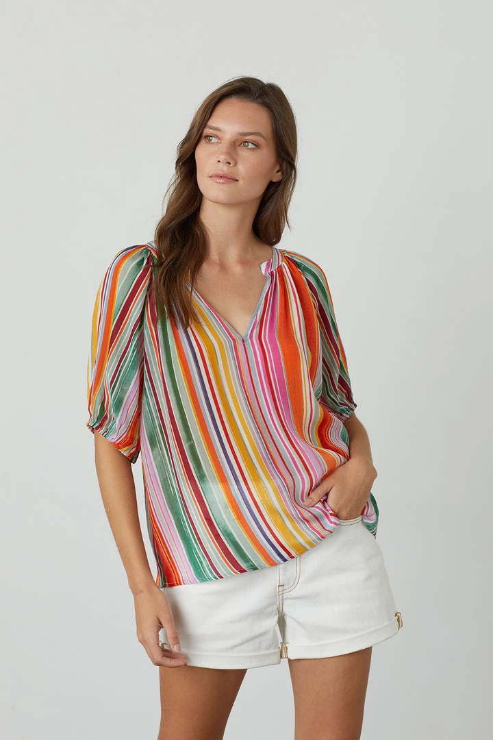 Velvet By Graham & Spencer JESSICA V-NECK PRINTED TOP Womens 1 Velvet By Graham & Spencer JESSICA V-NECK PRINTED TOP Womens