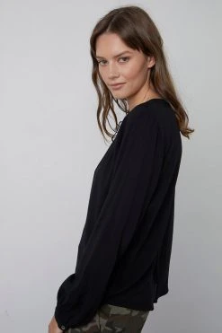 Velvet By Graham & Spencer SLOANE FRONT TIE BLOUSE
