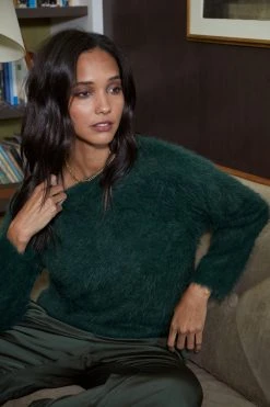 Velvet By Graham & Spencer Womens RAY CREW NECK SWEATER 22 Velvet By Graham & Spencer Womens RAY CREW NECK SWEATER