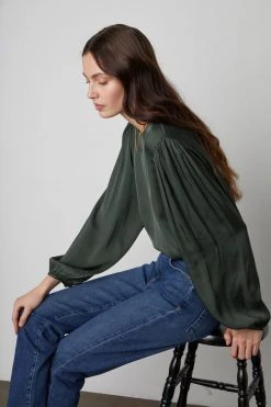 Velvet By Graham & Spencer LEILA PUFF SLEEVE BLOUSE