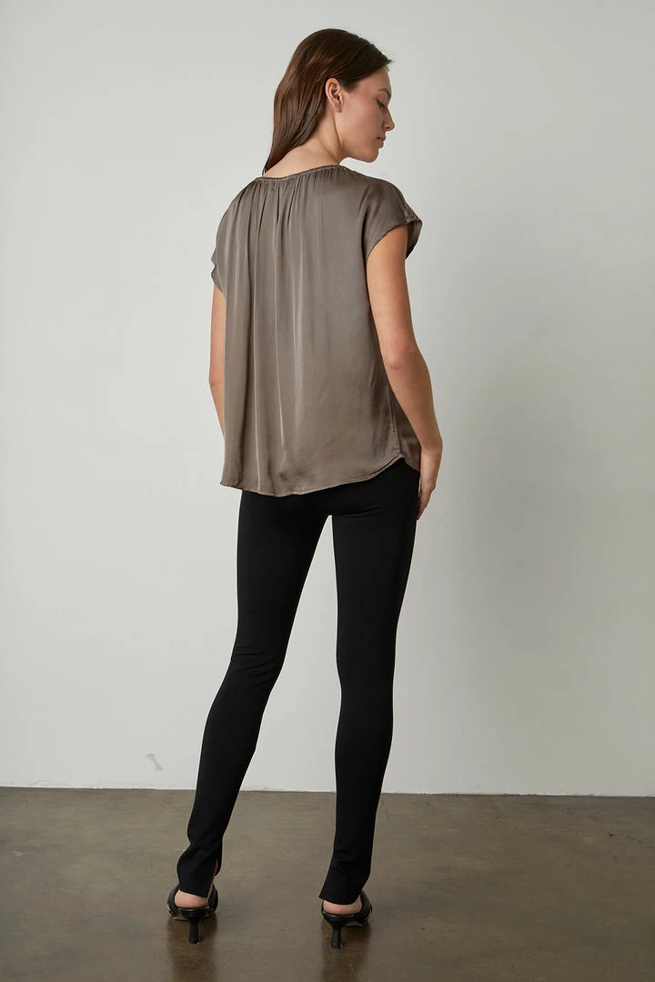 Velvet By Graham & Spencer ODETTE CAP SLEEVE BLOUSE 5 Velvet By Graham & Spencer ODETTE CAP SLEEVE BLOUSE
