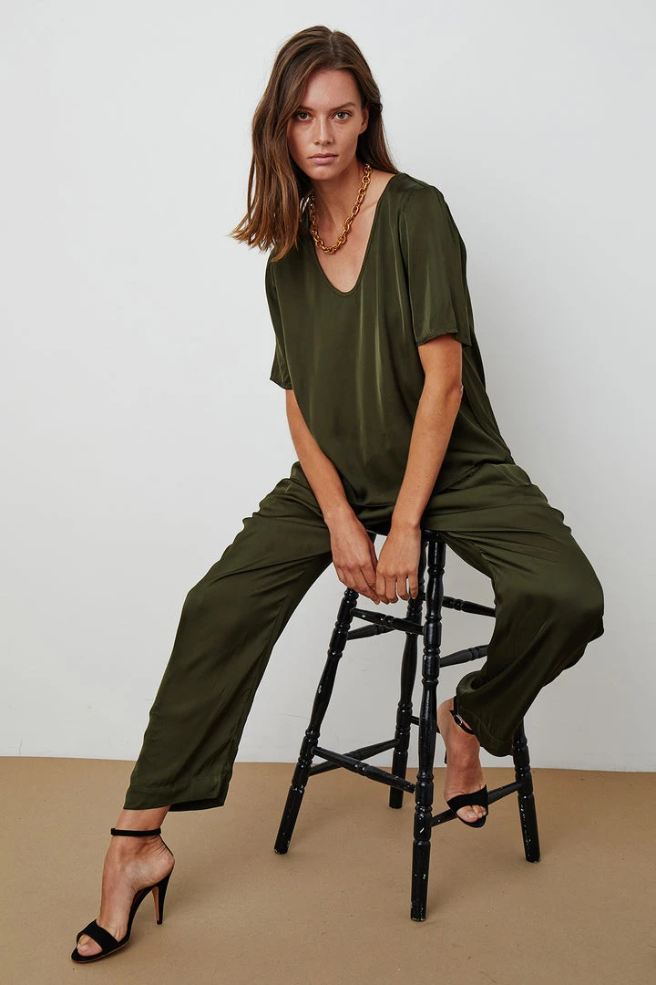 Velvet By Graham & Spencer HILLARY SATIN VISCOSE PLEATED PANT 4 Velvet By Graham & Spencer HILLARY SATIN VISCOSE PLEATED PANT