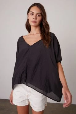 Velvet By Graham & Spencer ALINN BOXY V-NECK TOP