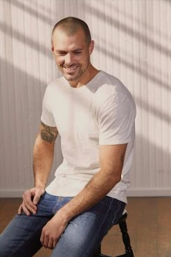 Velvet By Graham & Spencer Mens ANTON CREW NECK TEE 12 Velvet By Graham & Spencer Mens ANTON CREW NECK TEE