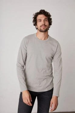 Velvet By Graham & Spencer KAI CREW NECK TEE 48 Velvet By Graham & Spencer KAI CREW NECK TEE