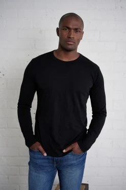 Velvet By Graham & Spencer KAI CREW NECK TEE