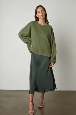 Velvet By Graham & Spencer MARGOT OVERSIZED SWEATSHIRT Womens