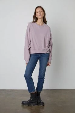 Velvet By Graham & Spencer Womens AIMEE OVERSIZED SWEATSHIRT 8 Velvet By Graham & Spencer Womens AIMEE OVERSIZED SWEATSHIRT