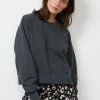 Velvet By Graham & Spencer NELLA OVERSIZED SWEATSHIRT