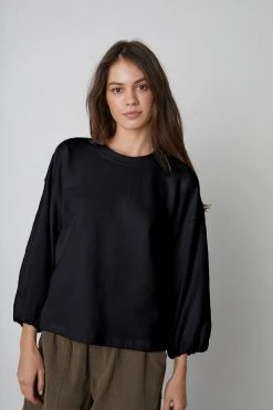 Velvet By Graham & Spencer PRIYA PUFF SLEEVE SWEATSHIRT Womens