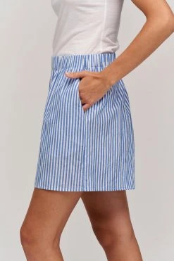Velvet By Graham & Spencer Womens KAI STRIPED SHORT 7 Velvet By Graham & Spencer Womens KAI STRIPED SHORT