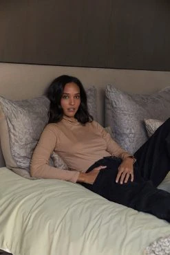 Velvet By Graham & Spencer TALISIA GAUZY WHISPER FITTED MOCK NECK TEE 11 Velvet By Graham & Spencer TALISIA GAUZY WHISPER FITTED MOCK NECK TEE