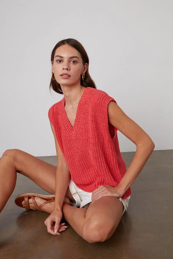 Velvet By Graham & Spencer NAYA V-NECK SWEATER VEST Womens 4 Velvet By Graham & Spencer NAYA V-NECK SWEATER VEST Womens