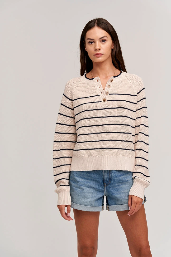 Velvet By Graham & Spencer KIERRA HENLEY SWEATER Womens 4 Velvet By Graham & Spencer KIERRA HENLEY SWEATER Womens