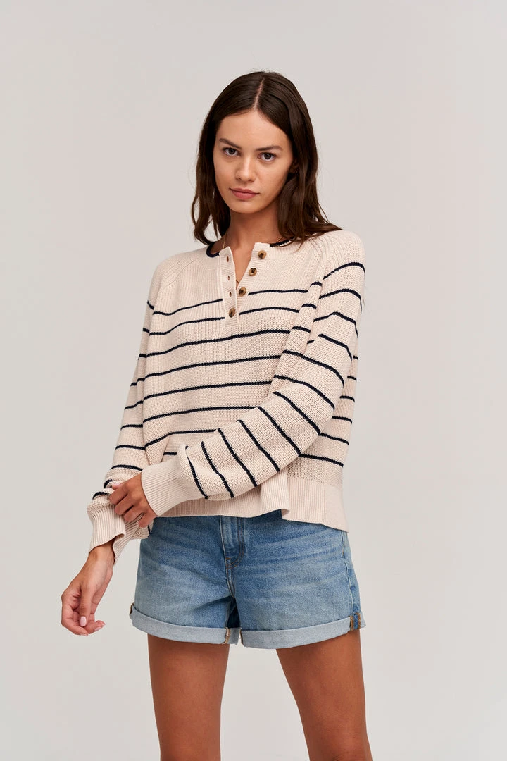 Velvet By Graham & Spencer KIERRA HENLEY SWEATER Womens 2 Velvet By Graham & Spencer KIERRA HENLEY SWEATER Womens