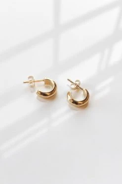 Womens VINCE CHUNKY GOLD HOOP BY THATCH