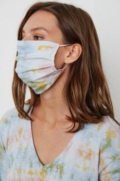 Velvet By Graham & Spencer Womens IZZIE TIE DYE FACE MASK