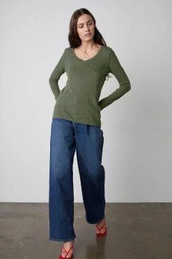 Velvet By Graham & Spencer BLAIRE ORIGINAL SLUB TEE Womens