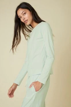 Velvet By Jenny Graham VICENTE TEE Womens 22 Velvet By Jenny Graham VICENTE TEE Womens