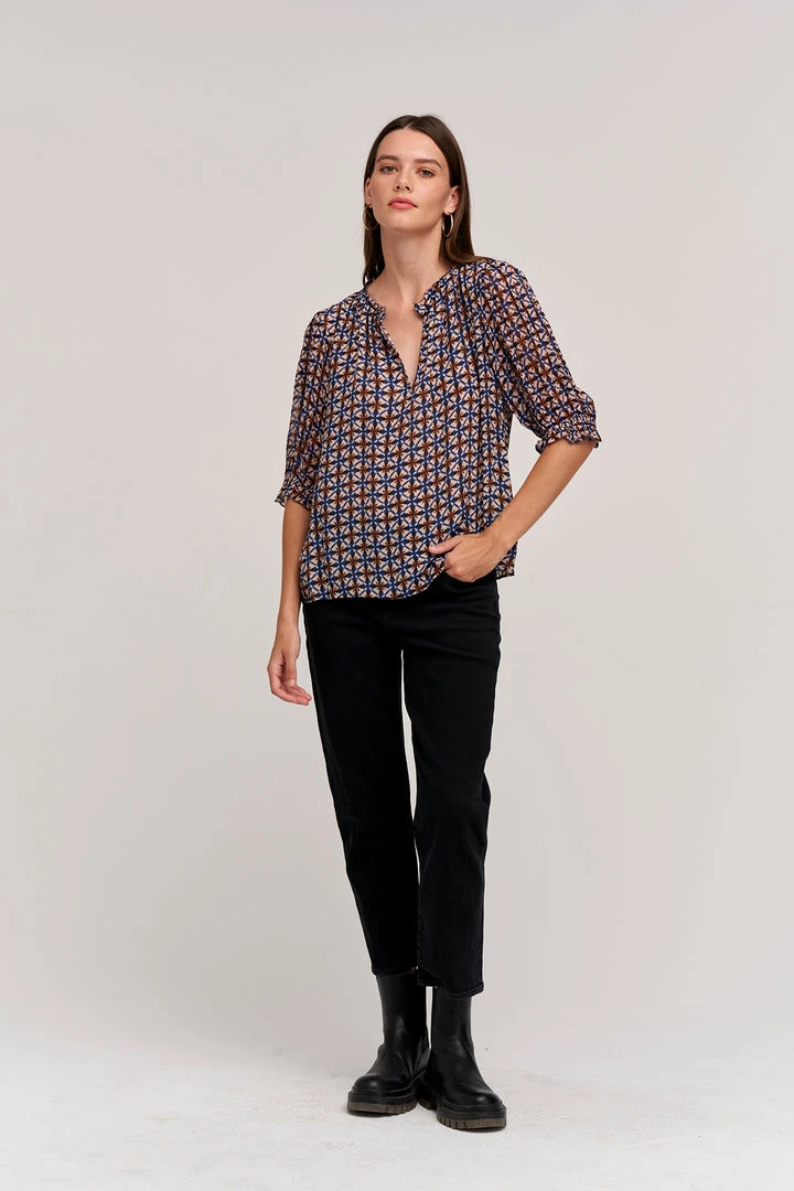 Velvet By Graham & Spencer CADENCE PRINTED BLOUSE 6 Velvet By Graham & Spencer CADENCE PRINTED BLOUSE