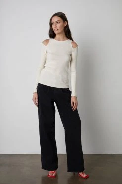 Velvet By Graham & Spencer EMMA CUT-OUT TOP Womens 17 Velvet By Graham & Spencer EMMA CUT-OUT TOP Womens