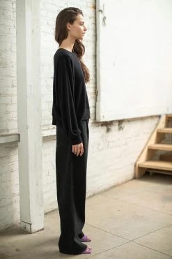 Velvet By Graham & Spencer VISTA CREW NECK TOP Womens 7 Velvet By Graham & Spencer VISTA CREW NECK TOP Womens