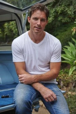 Velvet By Graham & Spencer SAMSEN WHISPER CLASSIC V-NECK TEE 69 Velvet By Graham & Spencer SAMSEN WHISPER CLASSIC V-NECK TEE