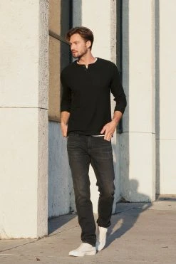 Velvet By Graham & Spencer FAUST MARLED COZY JERSEY HENLEY Mens
