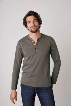 Velvet By Graham & Spencer ALVARO COTTON JERSEY HENLEY Mens 51 Velvet By Graham & Spencer ALVARO COTTON JERSEY HENLEY Mens