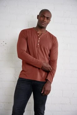 Velvet By Graham & Spencer ALVARO COTTON JERSEY HENLEY Mens 35 Velvet By Graham & Spencer ALVARO COTTON JERSEY HENLEY Mens