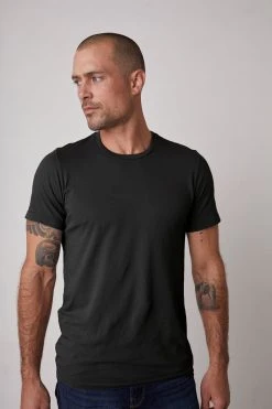 Velvet By Graham & Spencer HOWARD WHISPER CLASSIC CREW NECK TEE Mens
