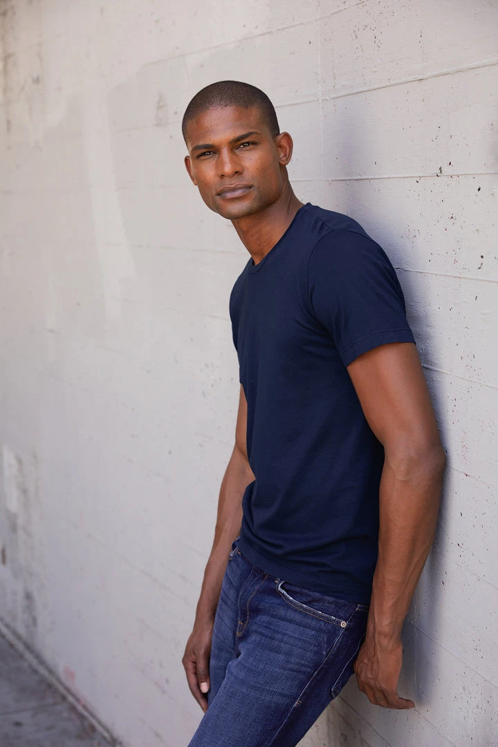 Velvet By Graham & Spencer HOWARD WHISPER CLASSIC CREW NECK TEE 38 Velvet By Graham & Spencer HOWARD WHISPER CLASSIC CREW NECK TEE