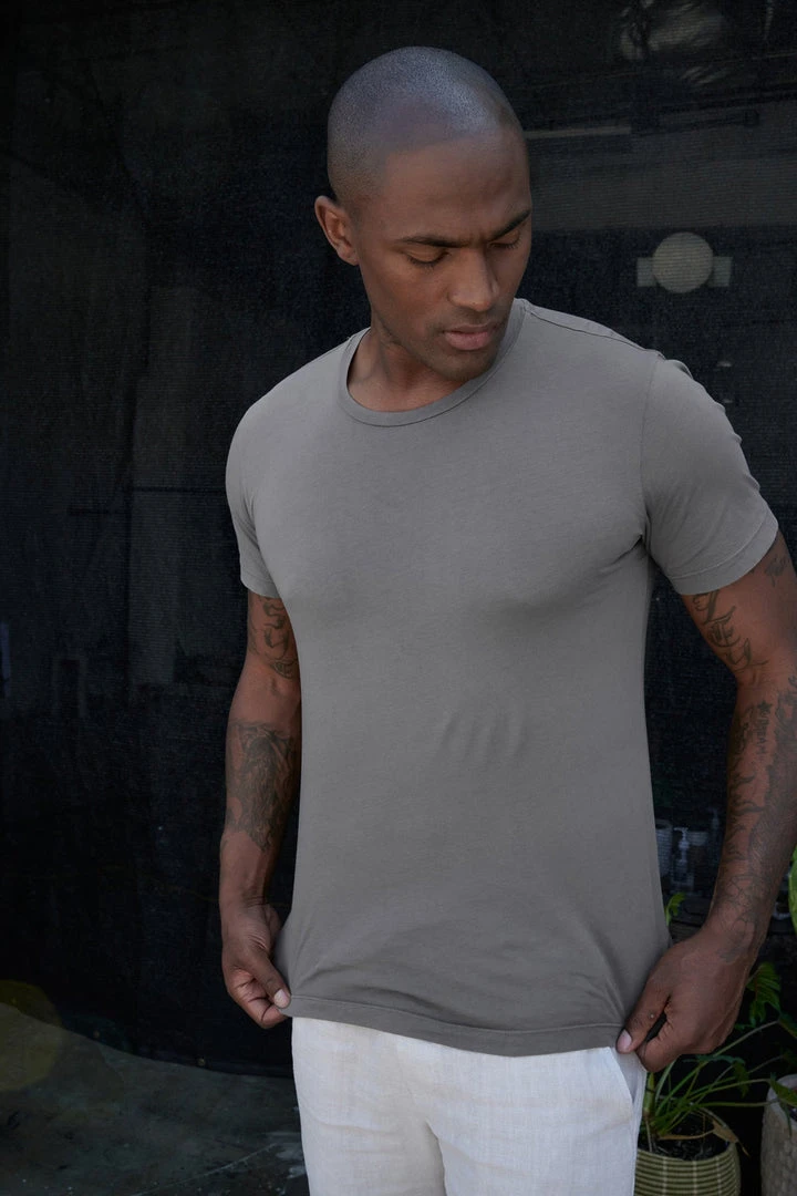 Velvet By Graham & Spencer HOWARD WHISPER CLASSIC CREW NECK TEE Mens 24 Velvet By Graham & Spencer HOWARD WHISPER CLASSIC CREW NECK TEE Mens