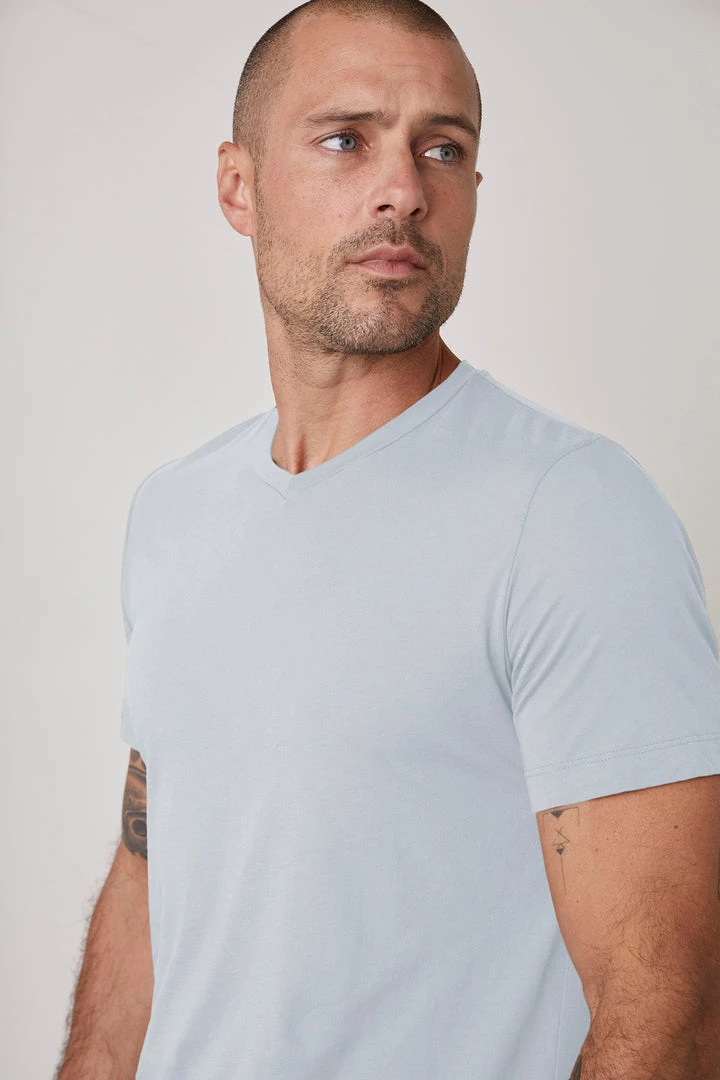 Velvet By Graham & Spencer SAMSEN WHISPER CLASSIC V-NECK TEE 41 Velvet By Graham & Spencer SAMSEN WHISPER CLASSIC V-NECK TEE