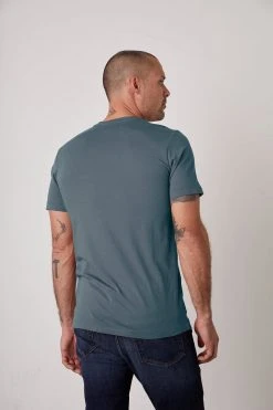 Velvet By Graham & Spencer SAMSEN WHISPER CLASSIC V-NECK TEE Mens