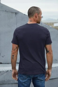 Velvet By Graham & Spencer SAMSEN WHISPER CLASSIC V-NECK TEE Mens 39 Velvet By Graham & Spencer SAMSEN WHISPER CLASSIC V-NECK TEE Mens