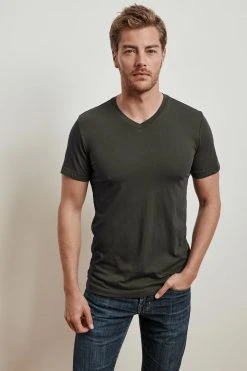 Velvet By Graham & Spencer Mens SAMSEN WHISPER CLASSIC V-NECK TEE 28 Velvet By Graham & Spencer Mens SAMSEN WHISPER CLASSIC V-NECK TEE