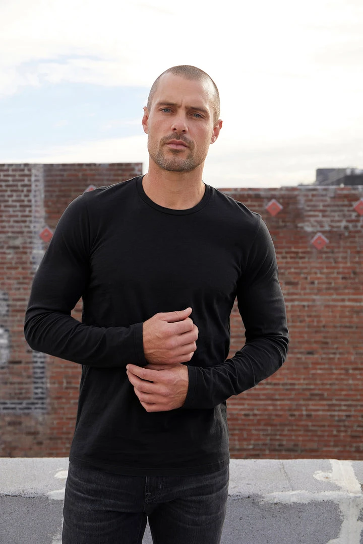 Velvet By Graham & Spencer SKEETER WHISPER CLASSIC CREW NECK TEE 27 Velvet By Graham & Spencer SKEETER WHISPER CLASSIC CREW NECK TEE