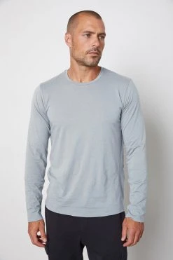 Velvet By Graham & Spencer SKEETER WHISPER CLASSIC CREW NECK TEE Mens 72 Velvet By Graham & Spencer SKEETER WHISPER CLASSIC CREW NECK TEE Mens