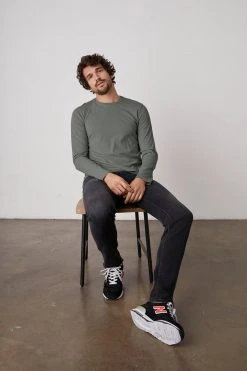 Velvet By Graham & Spencer SKEETER WHISPER CLASSIC CREW NECK TEE 53 Velvet By Graham & Spencer SKEETER WHISPER CLASSIC CREW NECK TEE